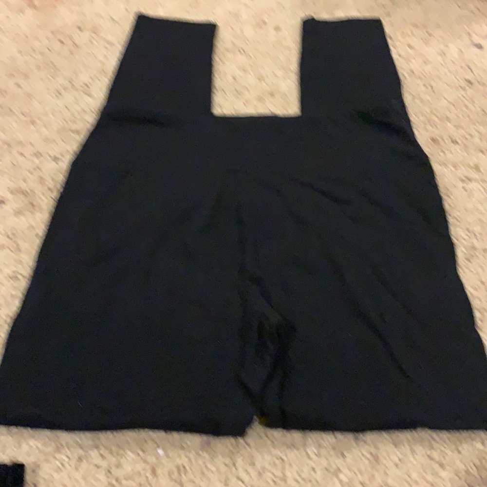 Women’s knit leggings
